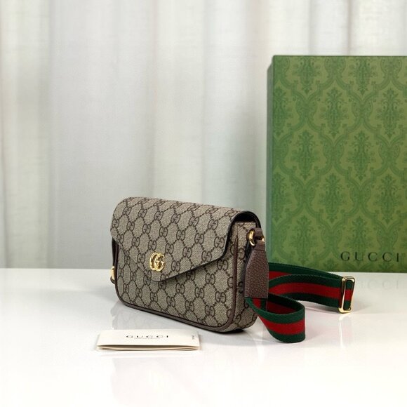 Gucci Handbags - Gucci Ophidia pochette